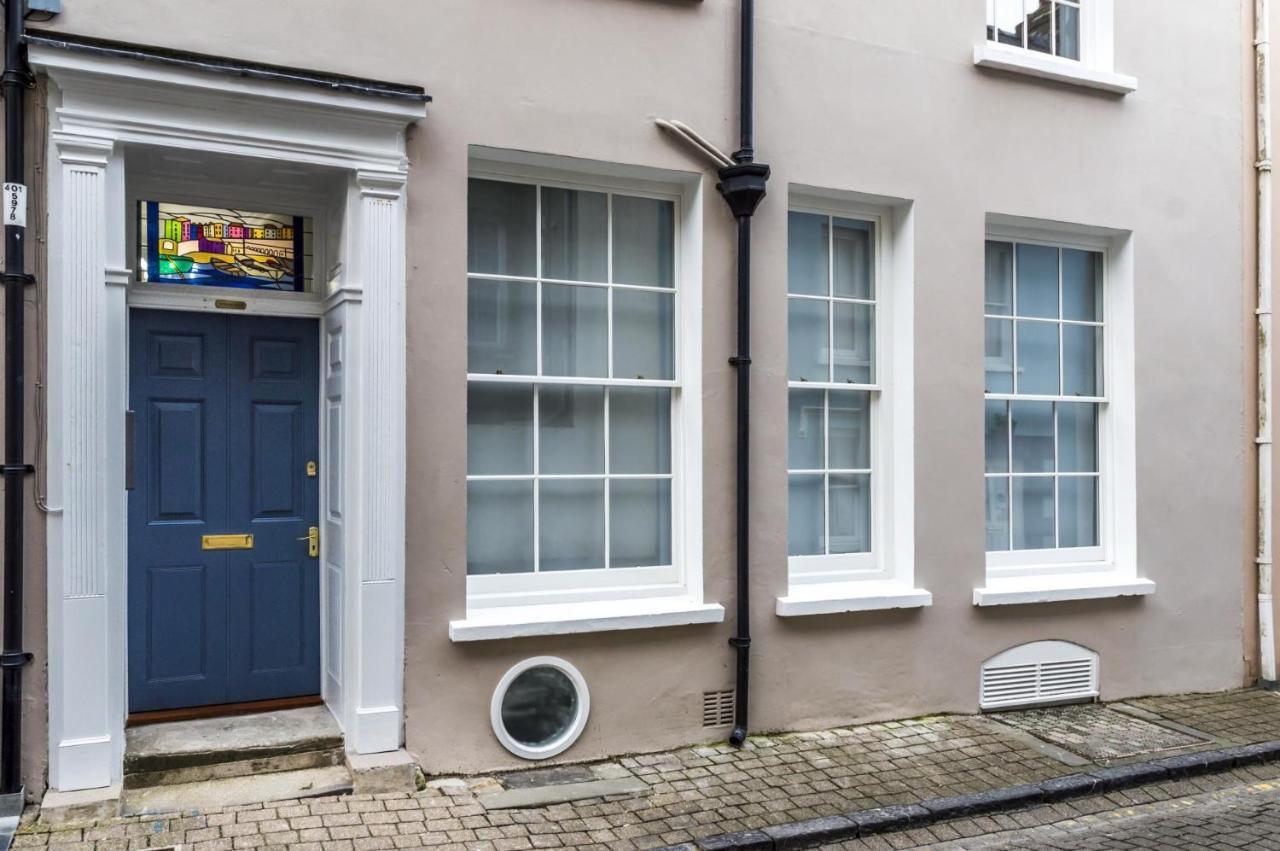 Fisherman'S Catch - Two Bedroom Luxury Apartment - Tenby Exteriör bild