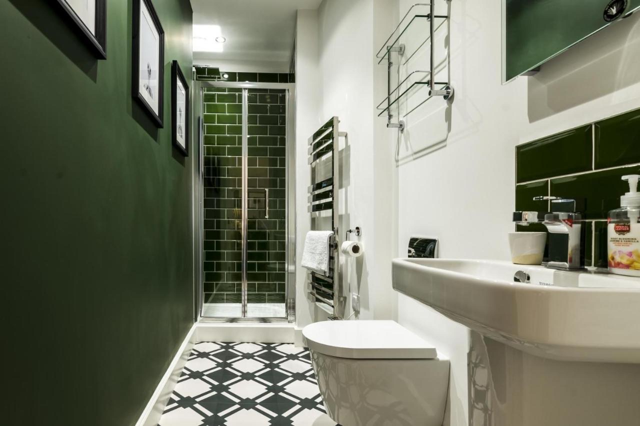 Fisherman'S Catch - Two Bedroom Luxury Apartment - Tenby Exteriör bild